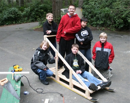 Klondike Derby 2009 - Sled Building